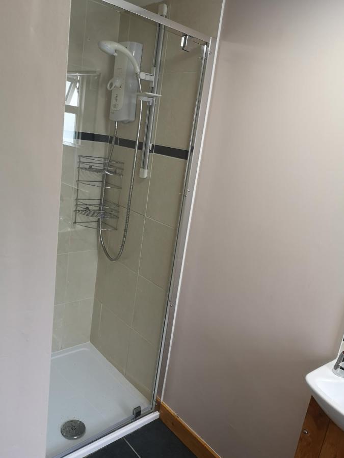 En-Suite Bedroom In A Quiet Bungalow Porthmadog Εξωτερικό φωτογραφία